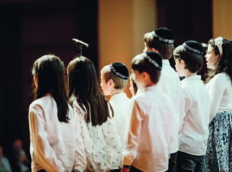 Der Kinderchor der Yitzhak-Rabin-Grundschule begeisterte das Publikum.